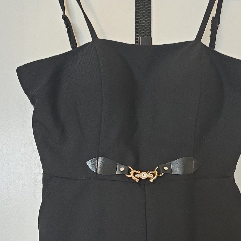 Elegant Black Jumpsuit with Gold Accent - Picture 2 of 6